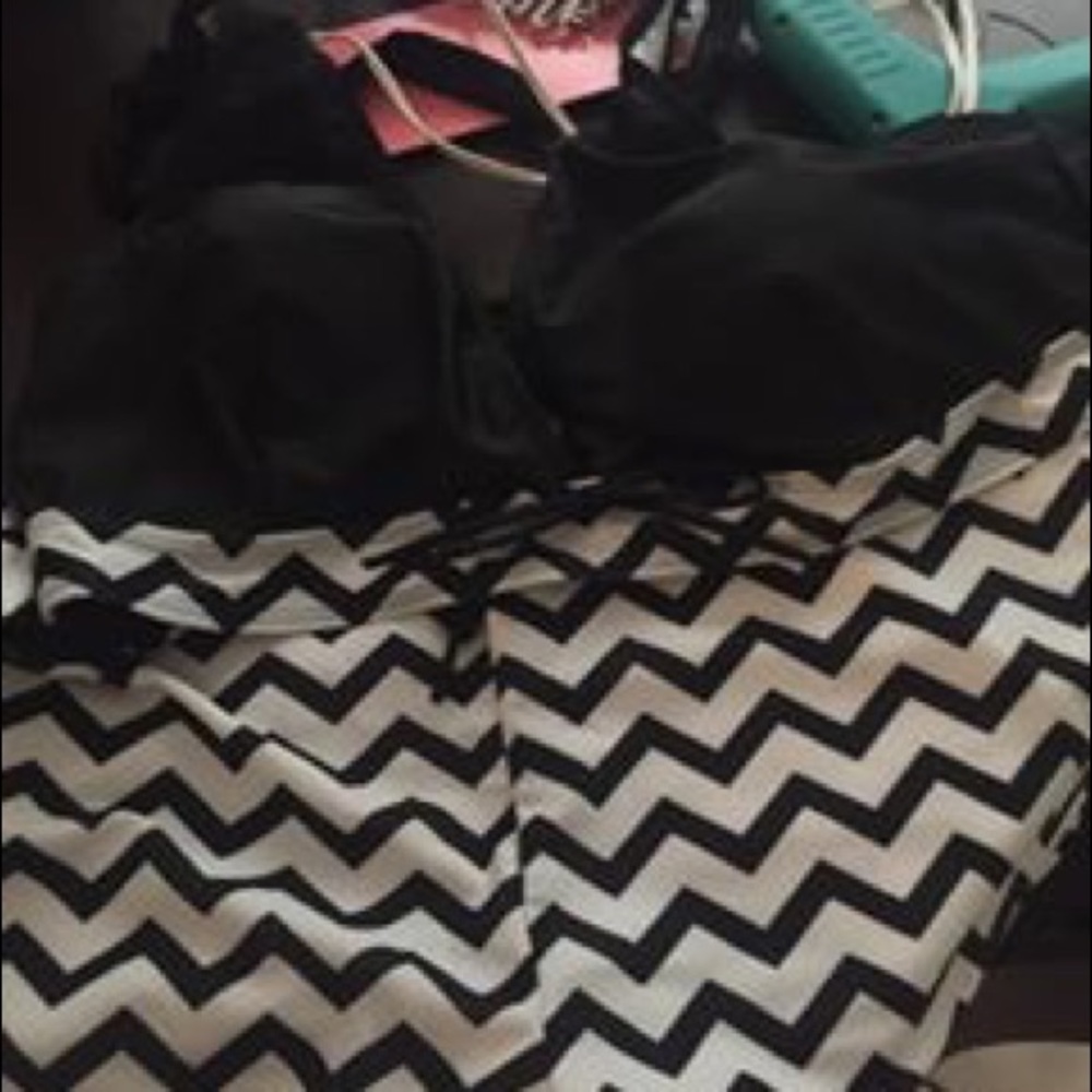 Women’s Black and White bathing  suit size 2XL
